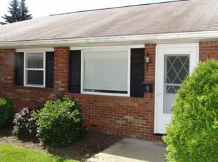 180 Ohio Ave APT 9, Salem, OH