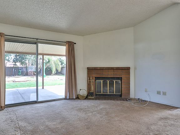 4th image of 13712 Schayleen Ct