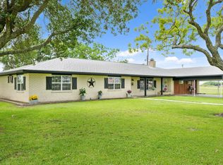 2303 Perryman Ave, Palacios, TX 77465