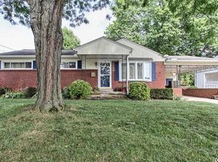 11 Scarsdale Dr, Camp Hill, PA 17011