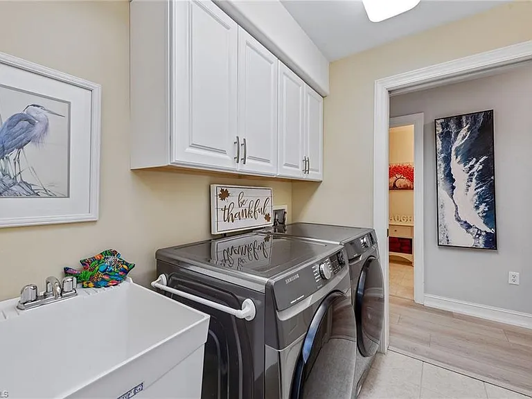 1263 Rialto Way #102 — Photo 20