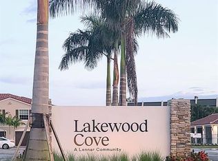 6745 Broadwater Ln, Lake Worth, FL 33467