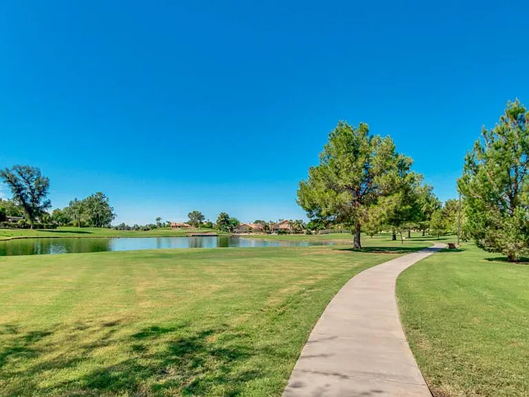 3530 S Meadows Dr — Photo 57