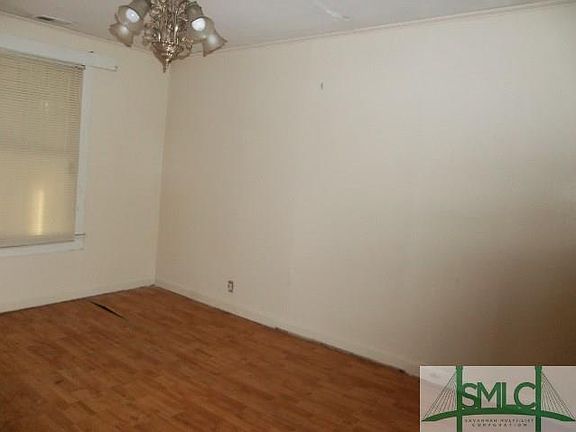 2nd image of 1222 SE 36th St