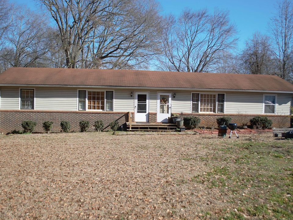 1st image of 6140 Alexander Dr #1