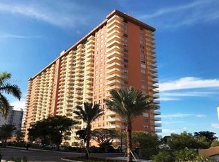 261 NE 174th St, North Miami Beach, FL 33162