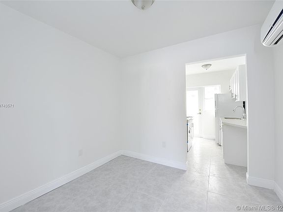 4th image of 1248 Marseille Dr APT 7