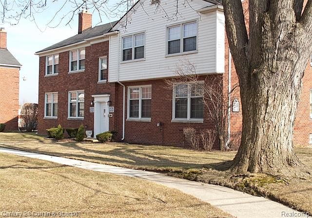 1st image of 21720 Snow Ave #C4