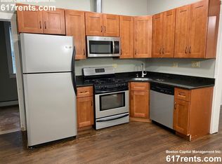 106 Hutchinson St, Revere, MA 02151