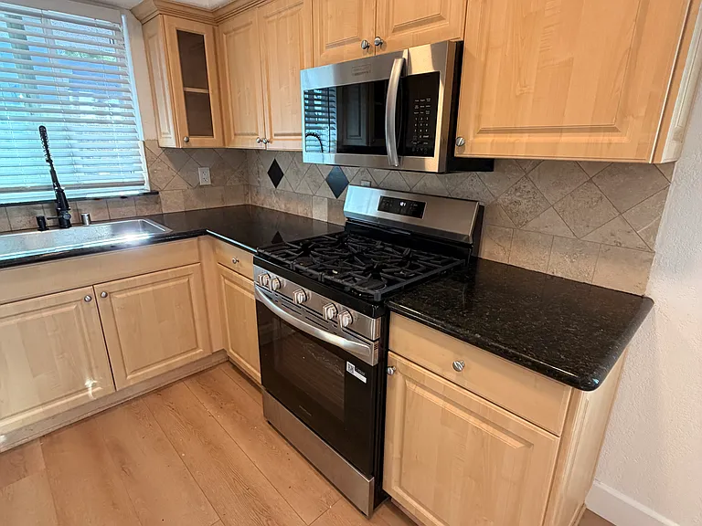 3909 Monroe Ave #110 — Photo 12