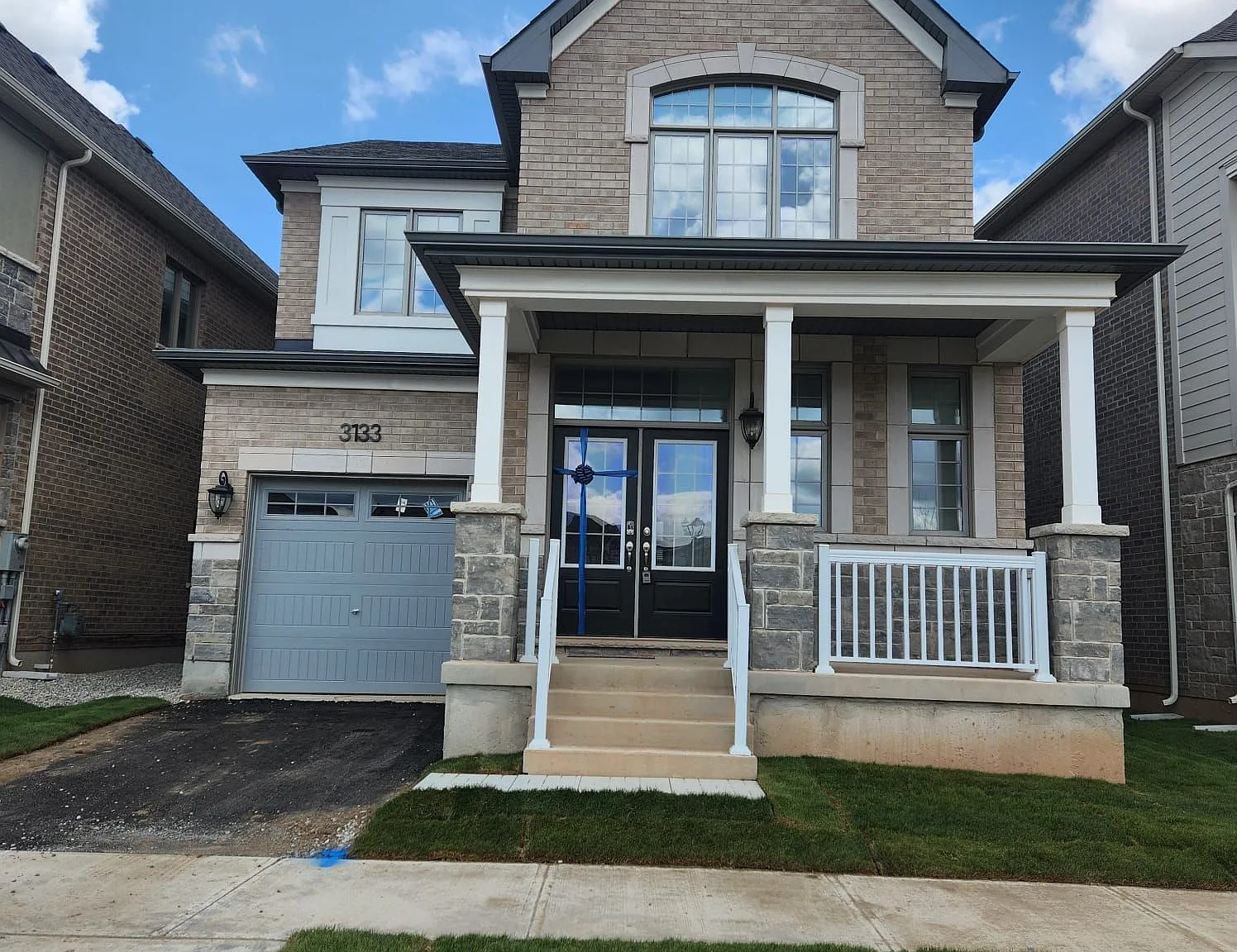 4 bed, $5,000 — Photo 1