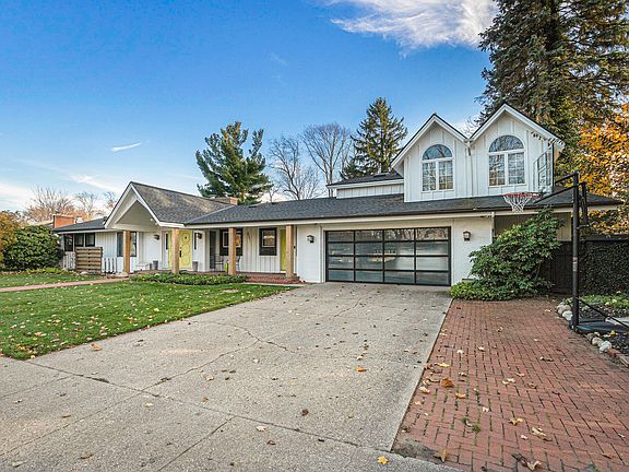 4th image of 336 Wildwood Dr