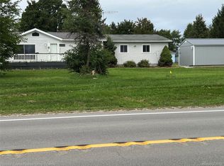 5480 Anna St, Croswell, MI 48422