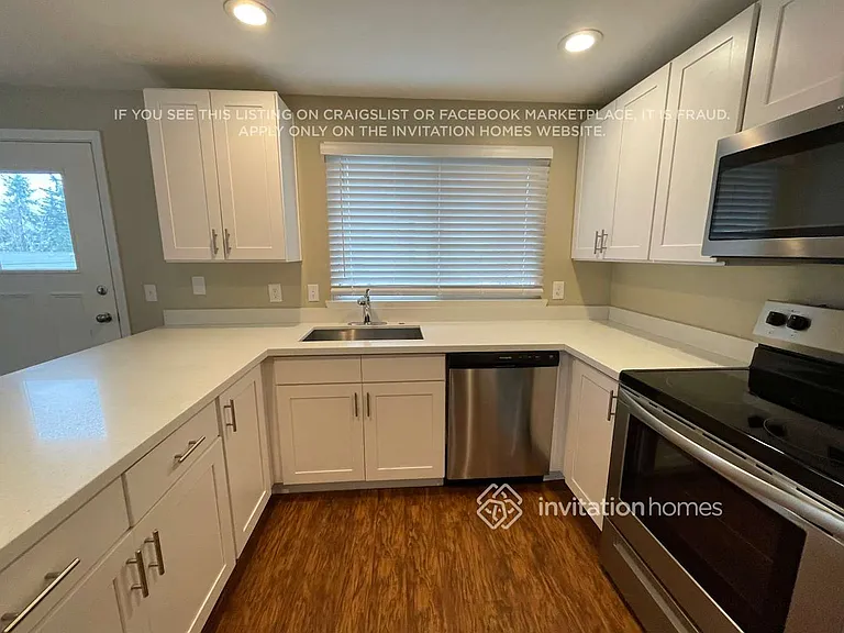 1216 S 236th Pl — Photo 5
