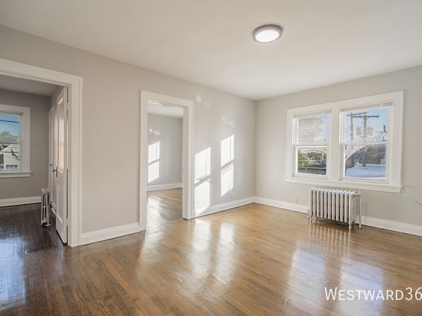 4011 Elm St #1R