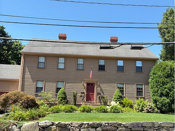 2nd image of 7 Oak St #5