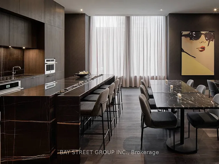 11 Yorkville Ave #6006 — Photo 22