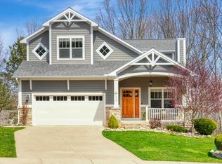 10565 Camrose Cir, Traverse City, MI 49684