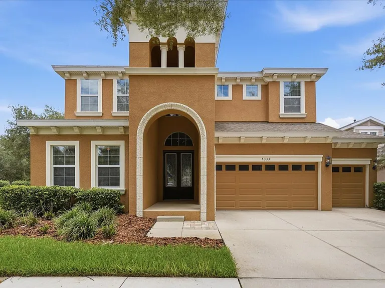 5333 Sagecrest Dr — Photo 2