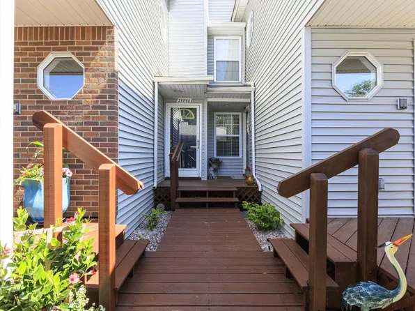 37868 Jefferson Ave, Harrison Township, MI 48045