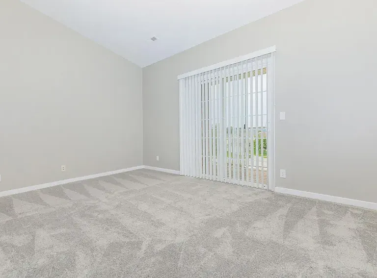 Springhill Ridge Apartments — Photo 4