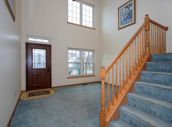 2nd image of 5802 Lake Pointe Dr