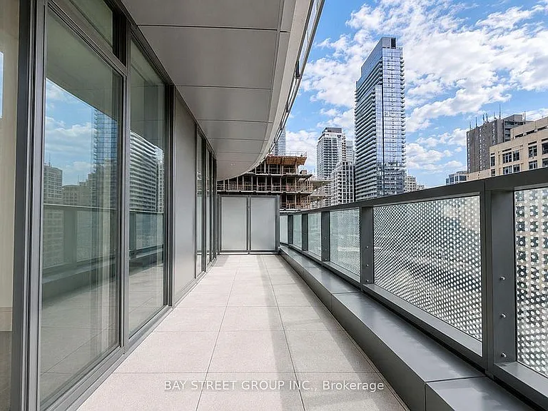 11 Wellesley St W #408 — Photo 34