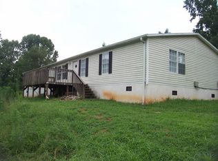 16 Townsend Rd, Talking Rock, GA 30175