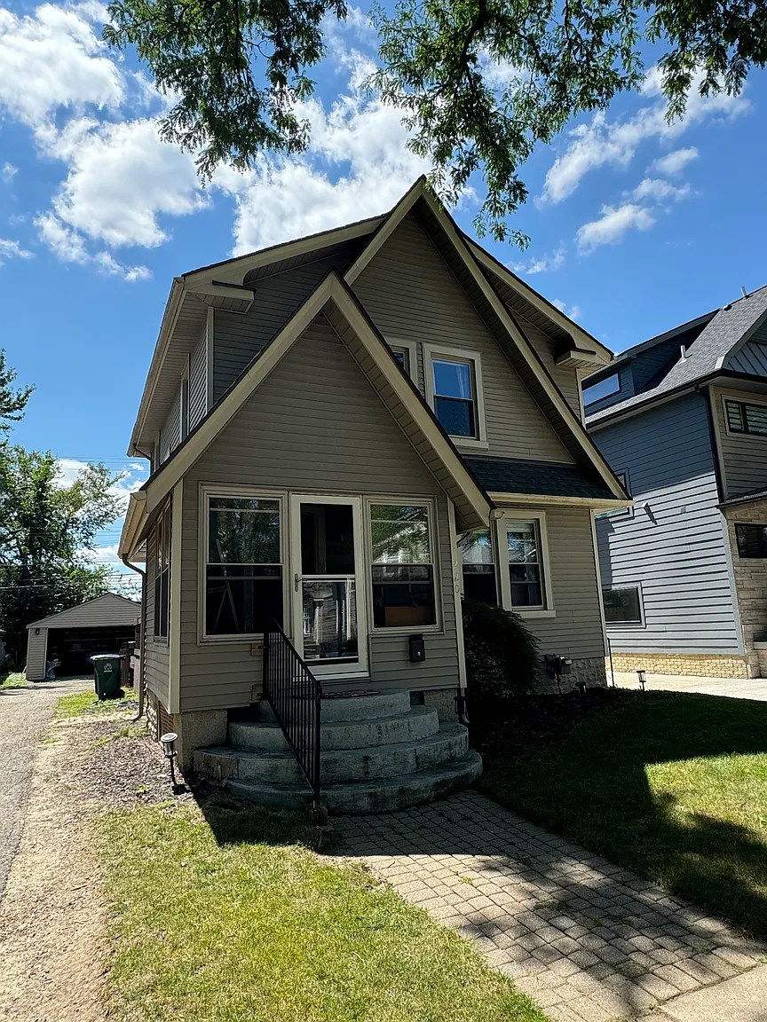 1220 Bird Ave photo 1