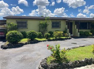 10040 SW 32nd St, Miami, FL 33165