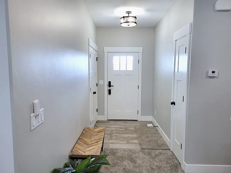 Deloy Dr — Photo 14
