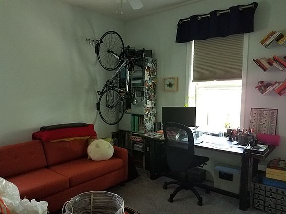 5th image of 3402 W Medill Ave #3