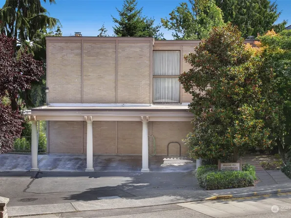 3440 25th Avenue W #401, Seattle, WA 98199