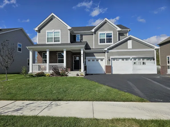 81 Sweetflag Cir, Elgin, IL 60124