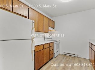 600 S Main St #1, Deerfield, WI 53531