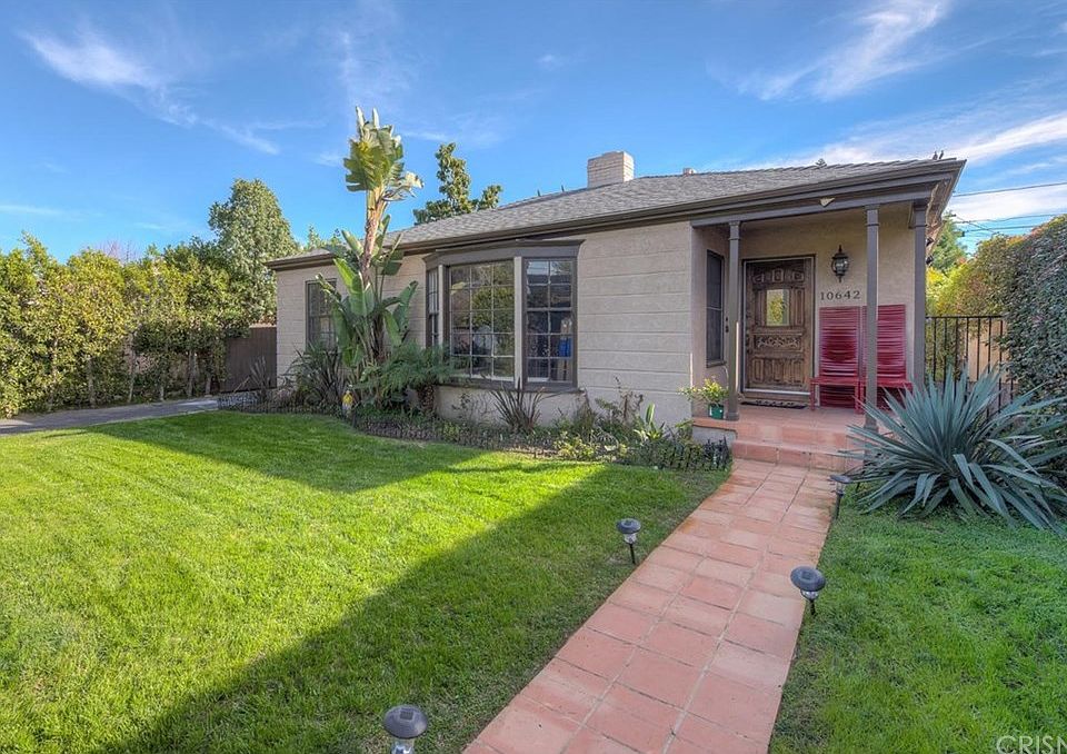 1st image of 10642 Camarillo St