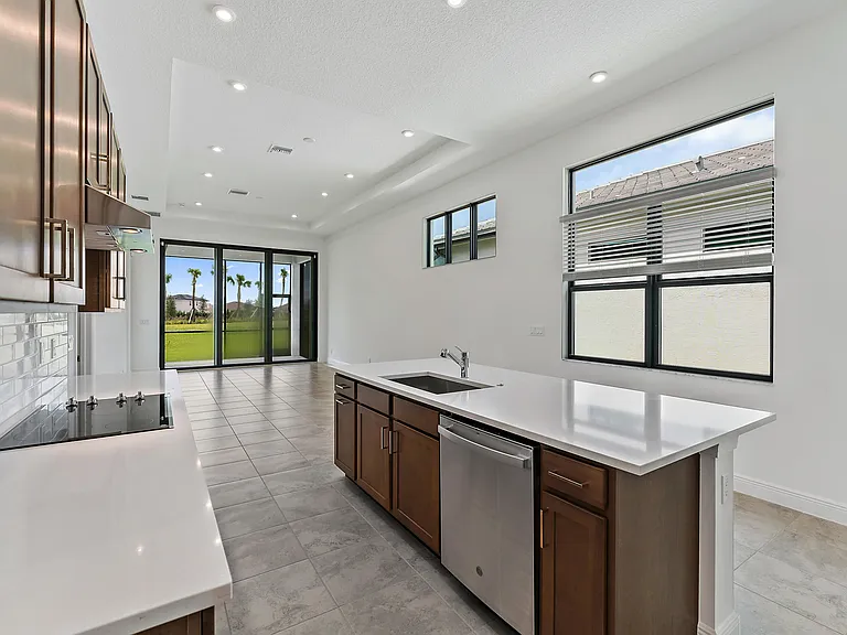 9333 SW Pepoli Way — Photo 13