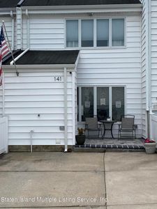 141 Hampton Grn, Staten Island, NY, 10312