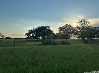1571 State Highway 97 E, Floresville, TX 78114