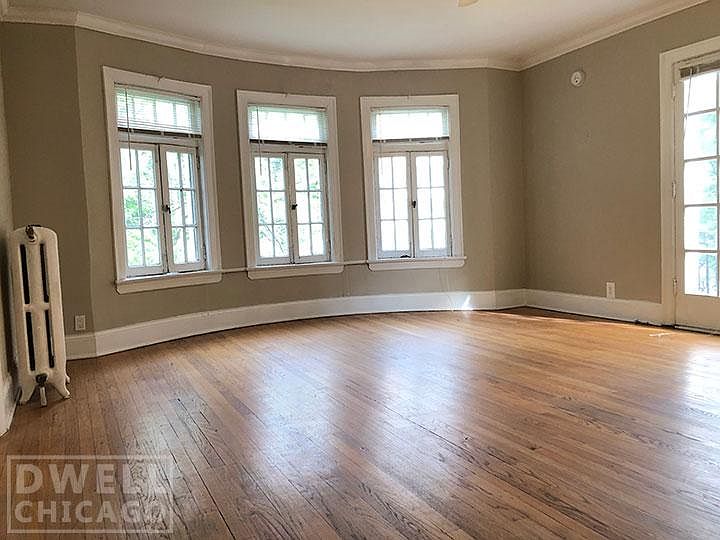 1st image of 1500 Hinman Ave #15151W