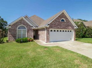 108 Garden Way, Clinton, MS 39056