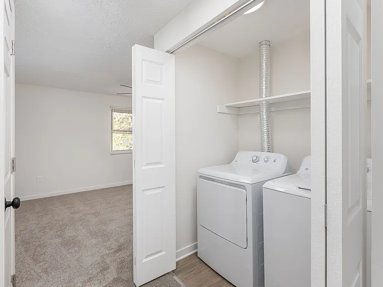 265 Cross Country Dr S — Photo 12