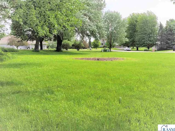 210 Reed St S, Waterville, MN 56096