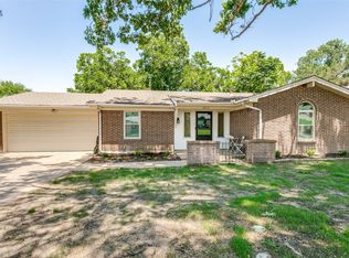 1917 Lexington Pl, Bedford, TX 76022