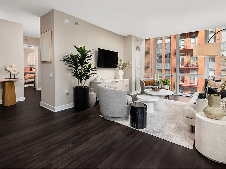 Luxury 2-Bedroom Apartment Homes