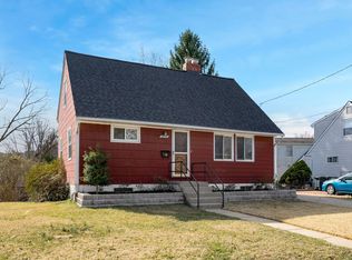 5816 Ridgway Ave, Rockville, MD 20851