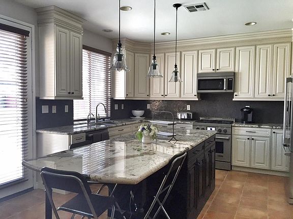 3rd image of 7406 Clementine Dr