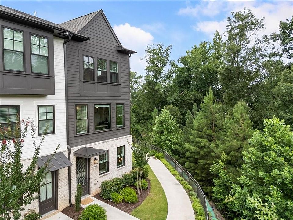 1st image of 6579 Beacon Dr #327