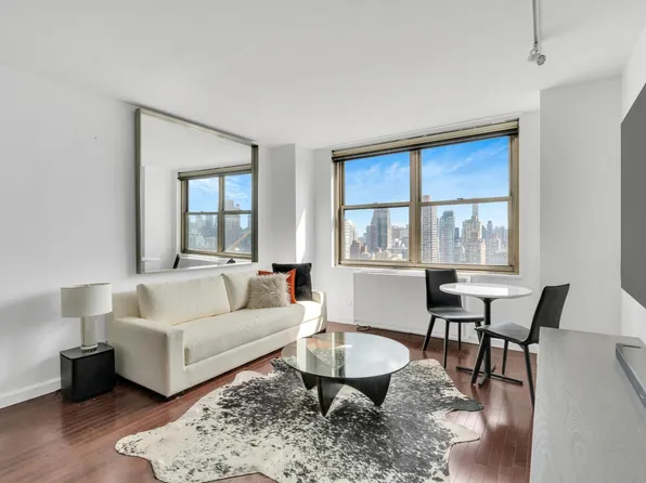 301 East 79th Street image 1 of 9