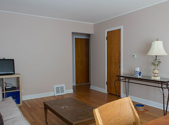 5th image of 9040 Marmora Ave